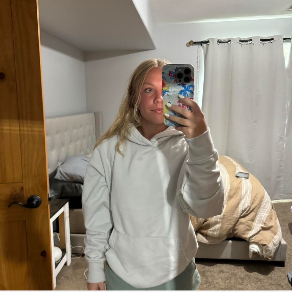 Old Navy White Pullover Hoodie Sweatshirt